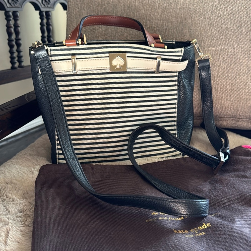 Kate spade bag with dusty bag